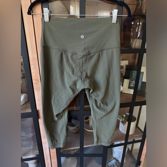 Lululemon Align Cropped leggings capris running moss olive Fatigue mid rise - Picture 9 of 9